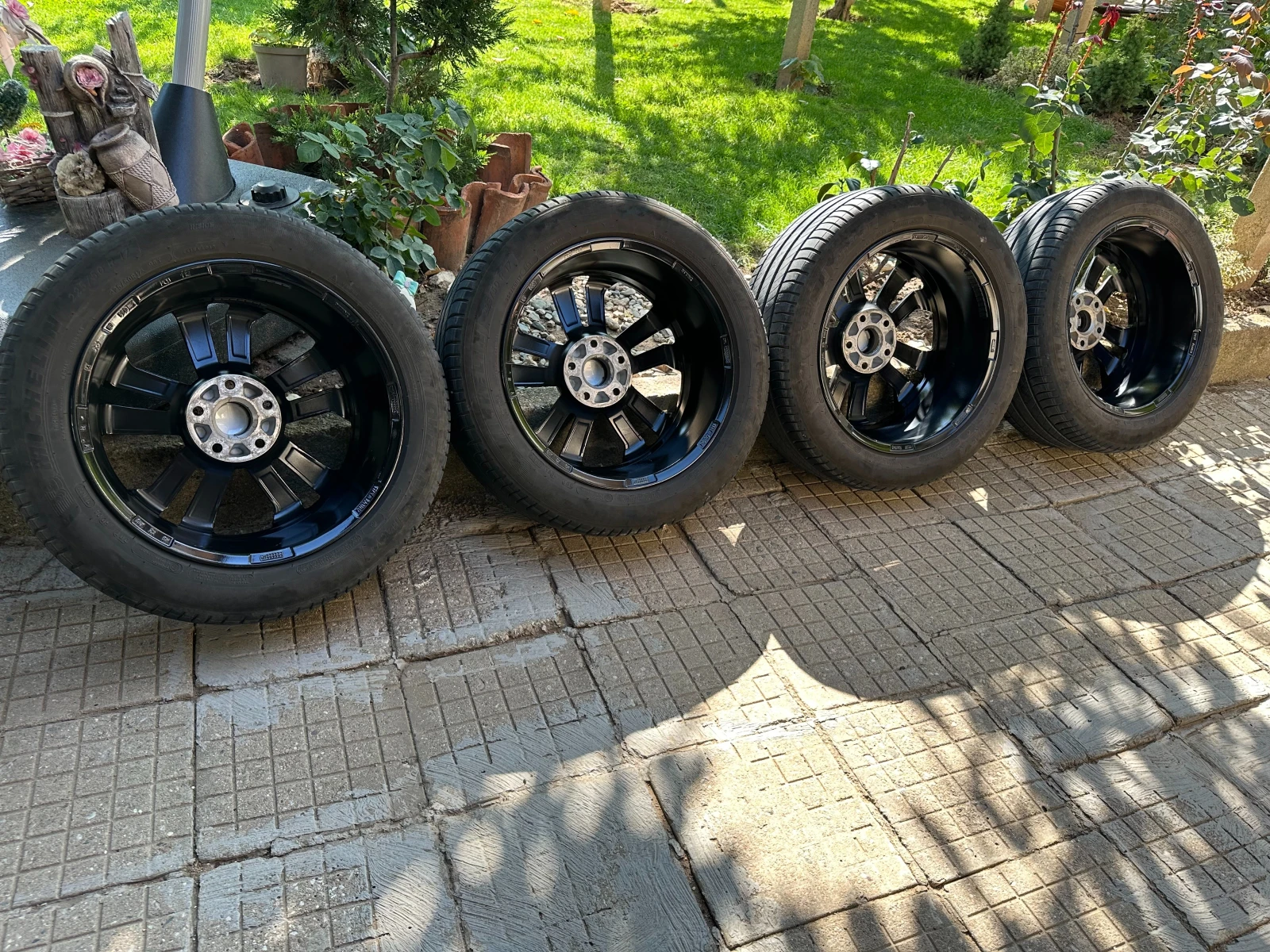 ���� � ������ 225/50R17 �� Audi A4 | Mobile.bg � ����������� 2