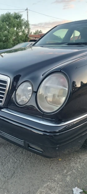 Обява за продажба на Mercedes-Benz E 230 ~4 900 лв. - изображение 4