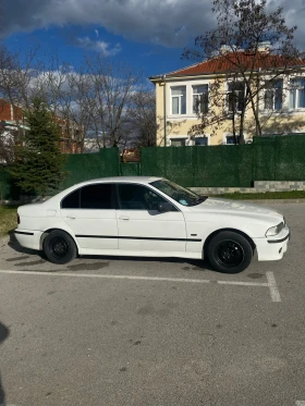 BMW 523 - 1750 € / 3422.70 лв. - 53658658 2