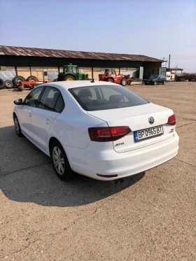 VW Jetta 2.0 TDI - 9999 € - 56452360 3