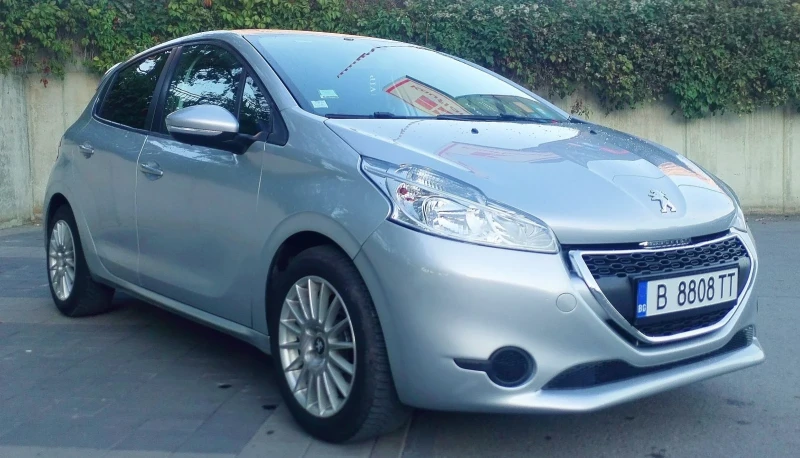 Peugeot 208, снимка 3 - Автомобили и джипове - 46877962