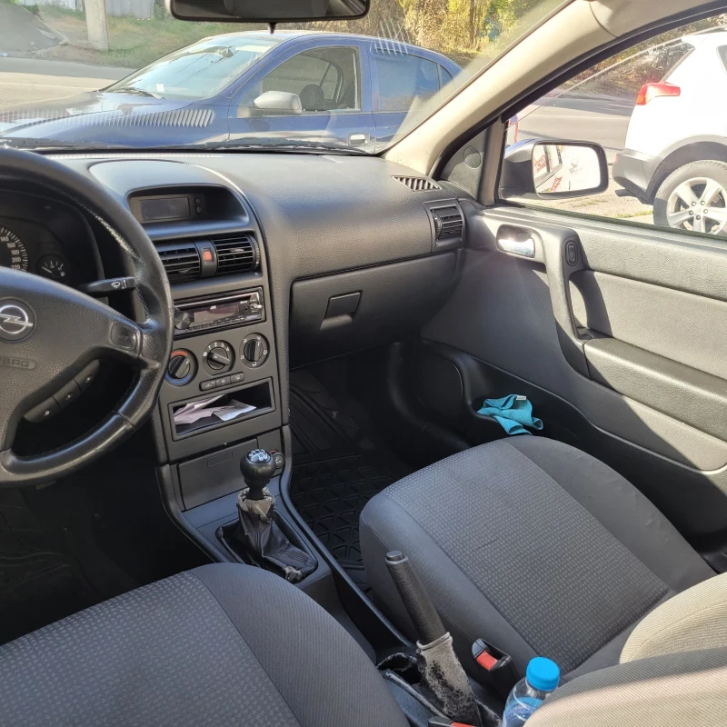 Opel Astra, снимка 8 - Автомобили и джипове - 47792217