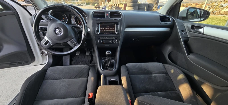 VW Golf, снимка 10 - Автомобили и джипове - 48361816