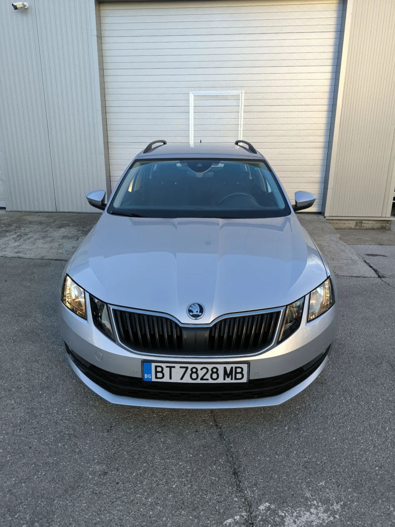 Skoda Octavia, снимка 2 - Автомобили и джипове - 48383793