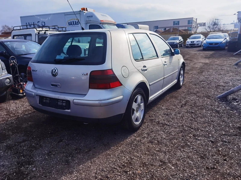 VW Golf 1.9TDI 110hp ITALIA , снимка 5 - Автомобили и джипове - 48927388