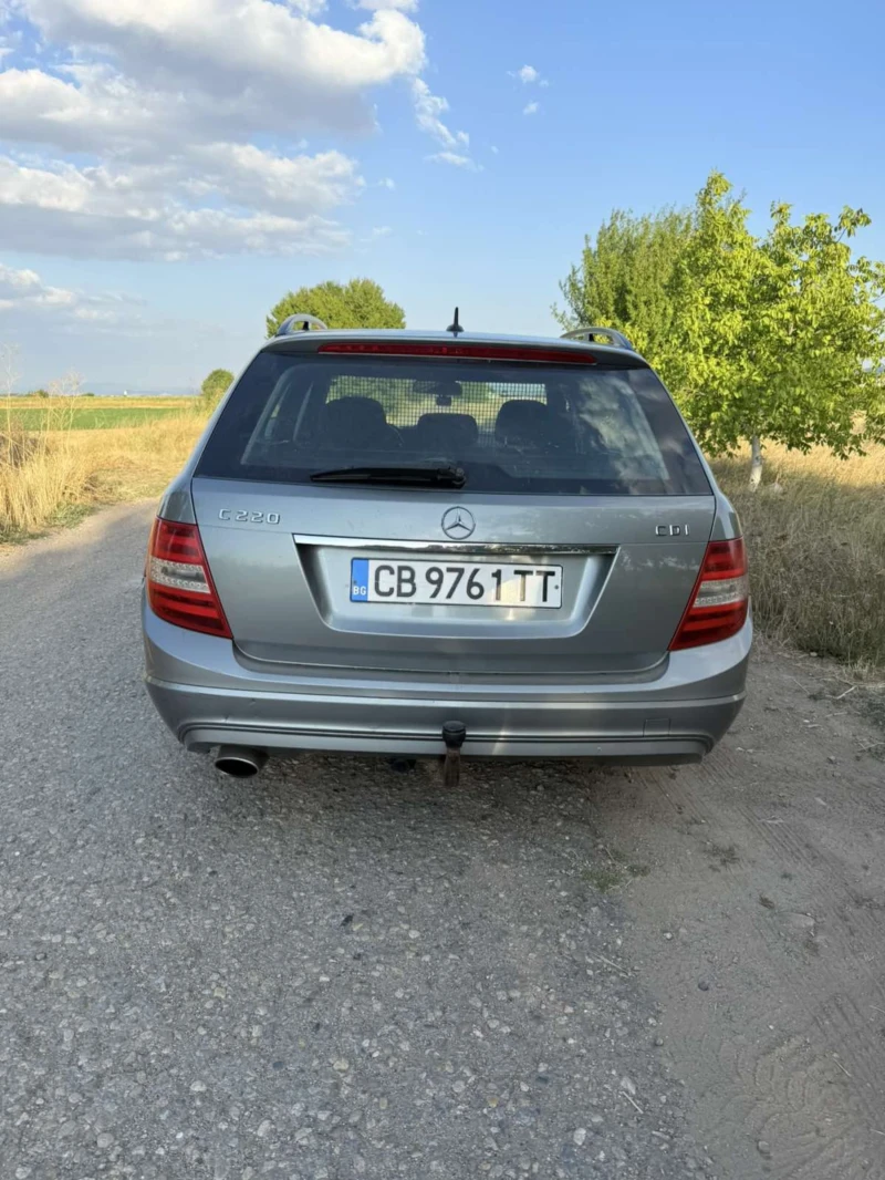 Mercedes-Benz C 220, снимка 2 - Автомобили и джипове - 52311410