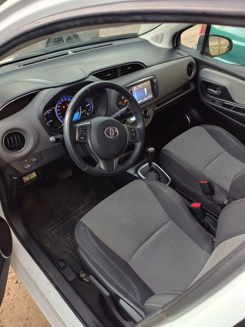 Toyota Yaris, снимка 6 - Автомобили и джипове - 52455190