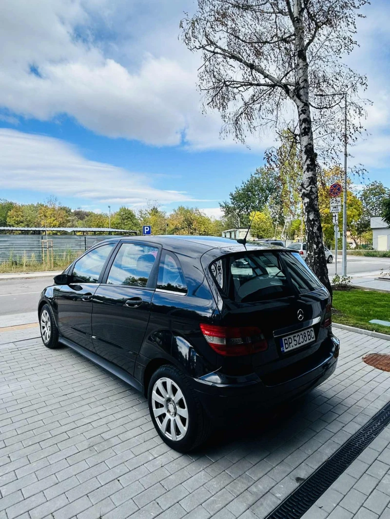 Mercedes-Benz B 180, снимка 4 - Автомобили и джипове - 52442661