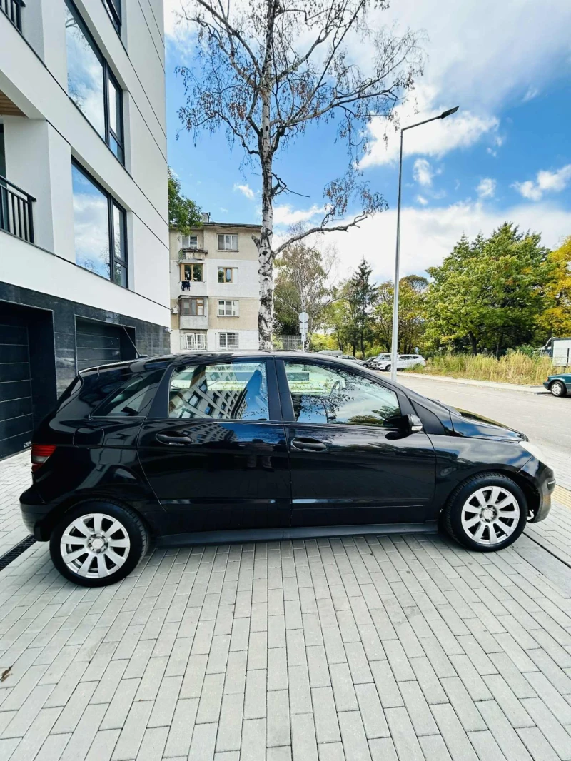 Mercedes-Benz B 180, снимка 7 - Автомобили и джипове - 52442661