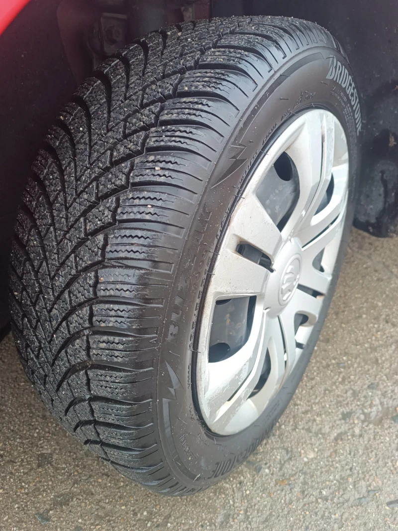 Skoda Fabia 1, 2i, ПЕРФЕКТНА, ЛИЗИНГ , снимка 15 - Автомобили и джипове - 53238946