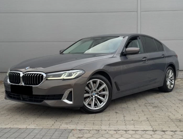 BMW 530 d xDrive Luxury Line, снимка 1 - Автомобили и джипове - 48933354