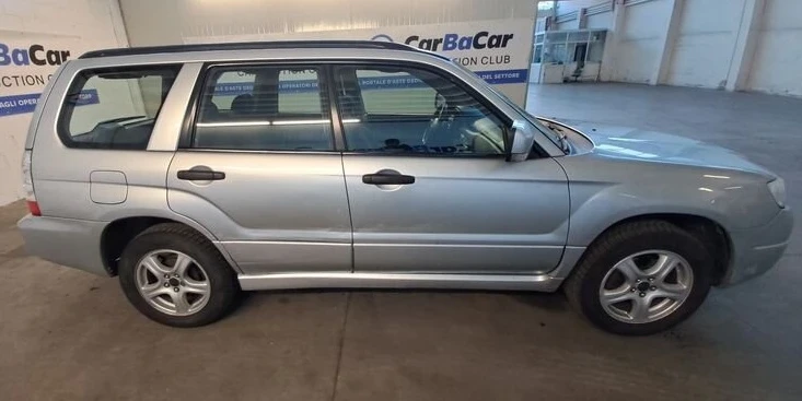Subaru Forester 2.0 X ZM mt 4х4 Газ , снимка 4 - Автомобили и джипове - 53160647