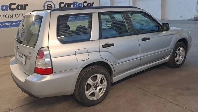 Subaru Forester 2.0 X ZM mt 4х4 Газ , снимка 5 - Автомобили и джипове - 53160647