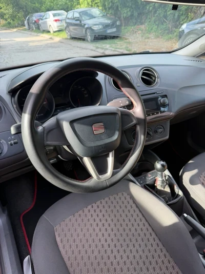 Seat Ibiza, снимка 9 - Автомобили и джипове - 55579568