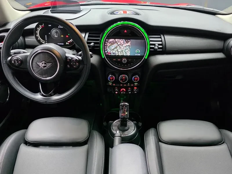 Mini Cooper High 3Rd Generation, снимка 7 - Автомобили и джипове - 55936828
