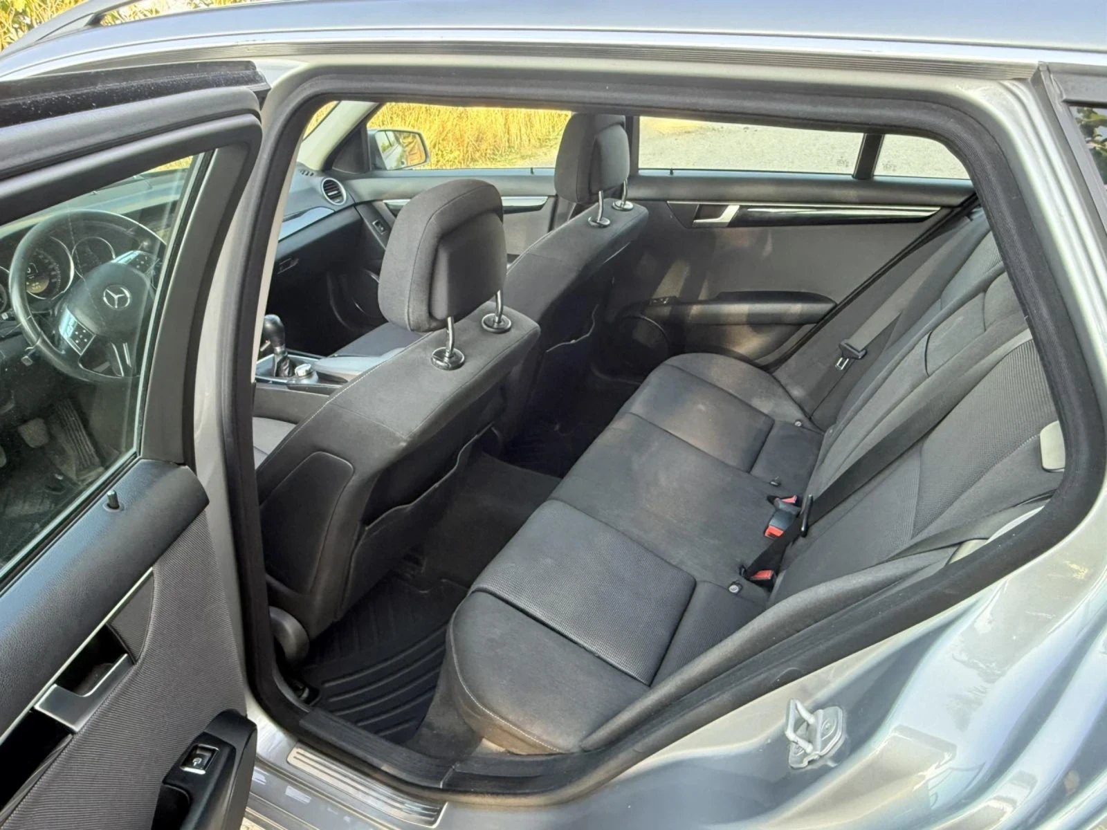 Mercedes-Benz C 220  - изображение 7