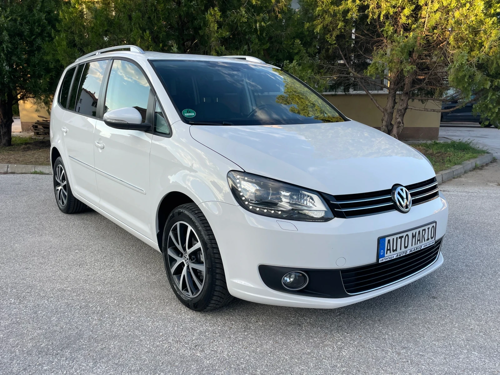 VW Touran 2.0TDI 140к.с. HIGHLINE FULL 7 МЕСТА - изображение 7