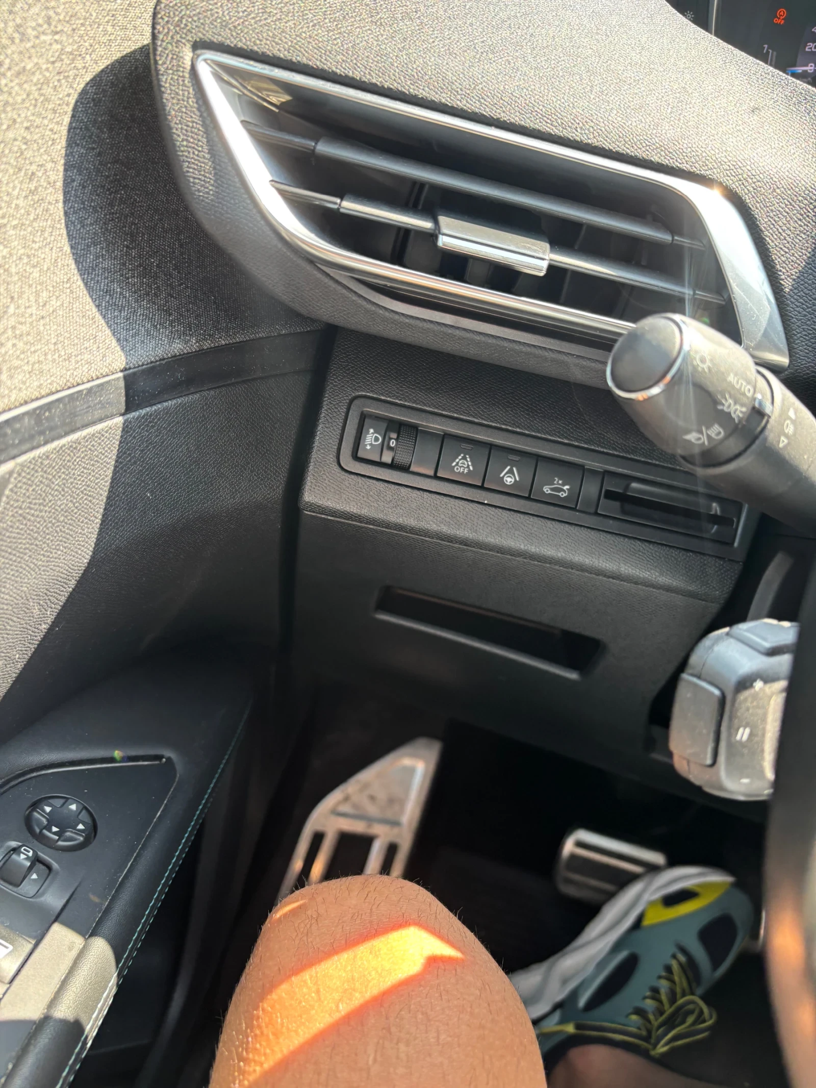 Peugeot 3008 1.5 - изображение 6