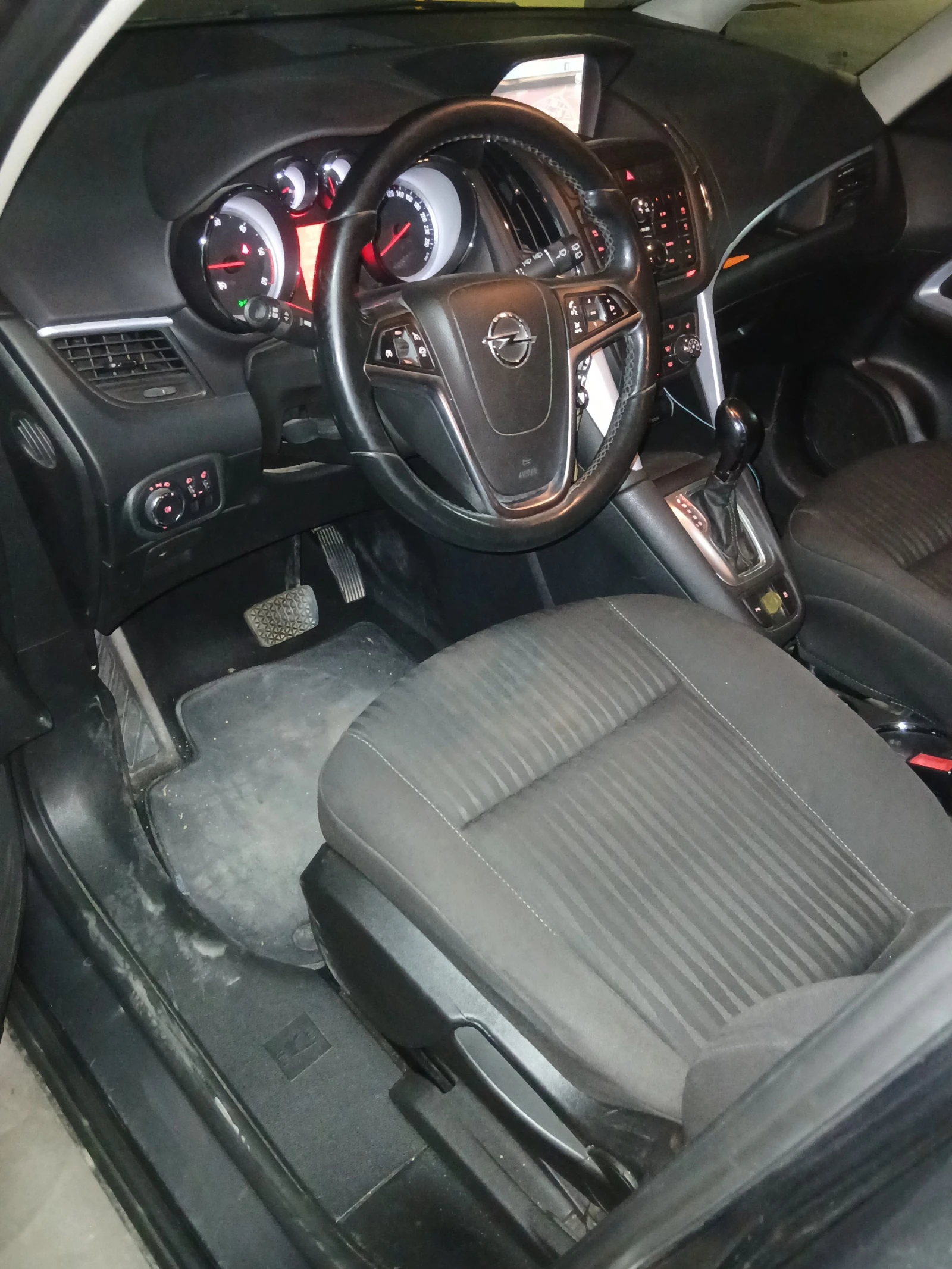 Opel Zafira  - изображение 6