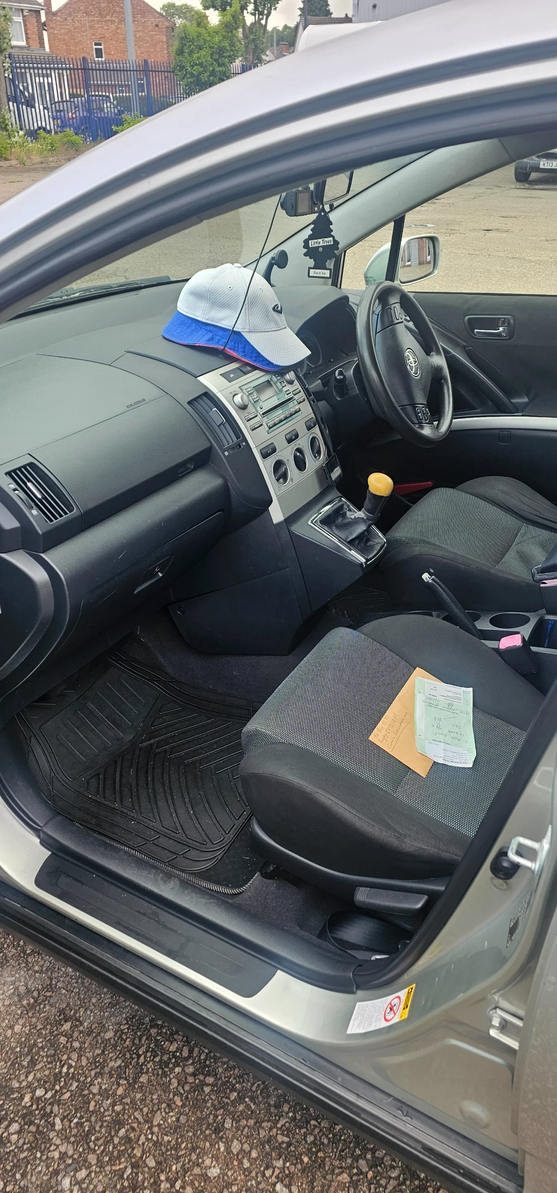 Toyota Corolla verso | Mobile.bg � ����������� 3