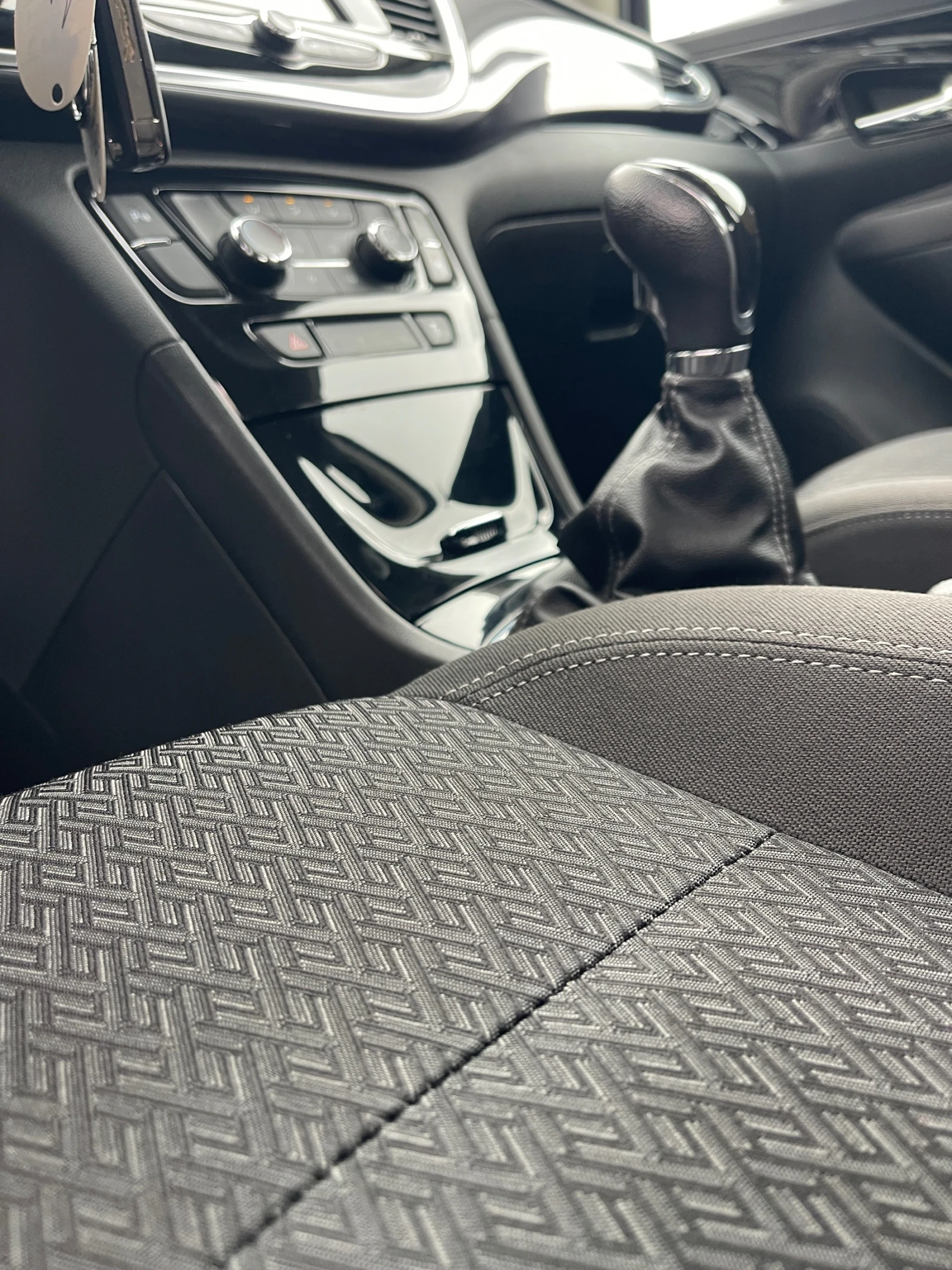 Opel Mokka X GPL ecotec! 133k КМ!! UNIKAT!!!, снимка 14 - Автомобили и джипове - 54063223