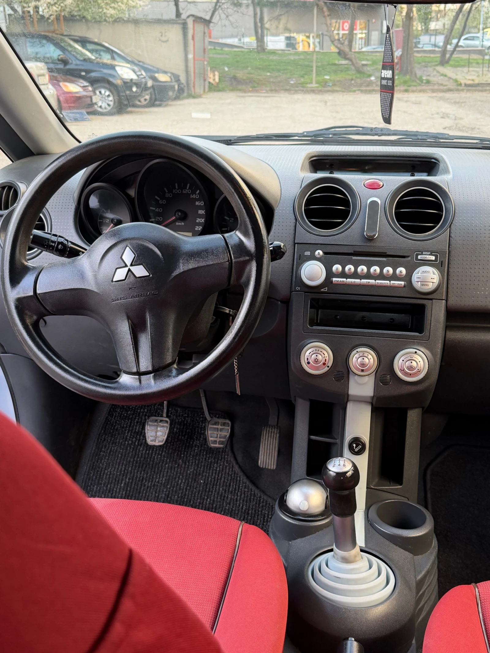 Mitsubishi Colt Газ бензин, снимка 9 - Автомобили и джипове - 54115427