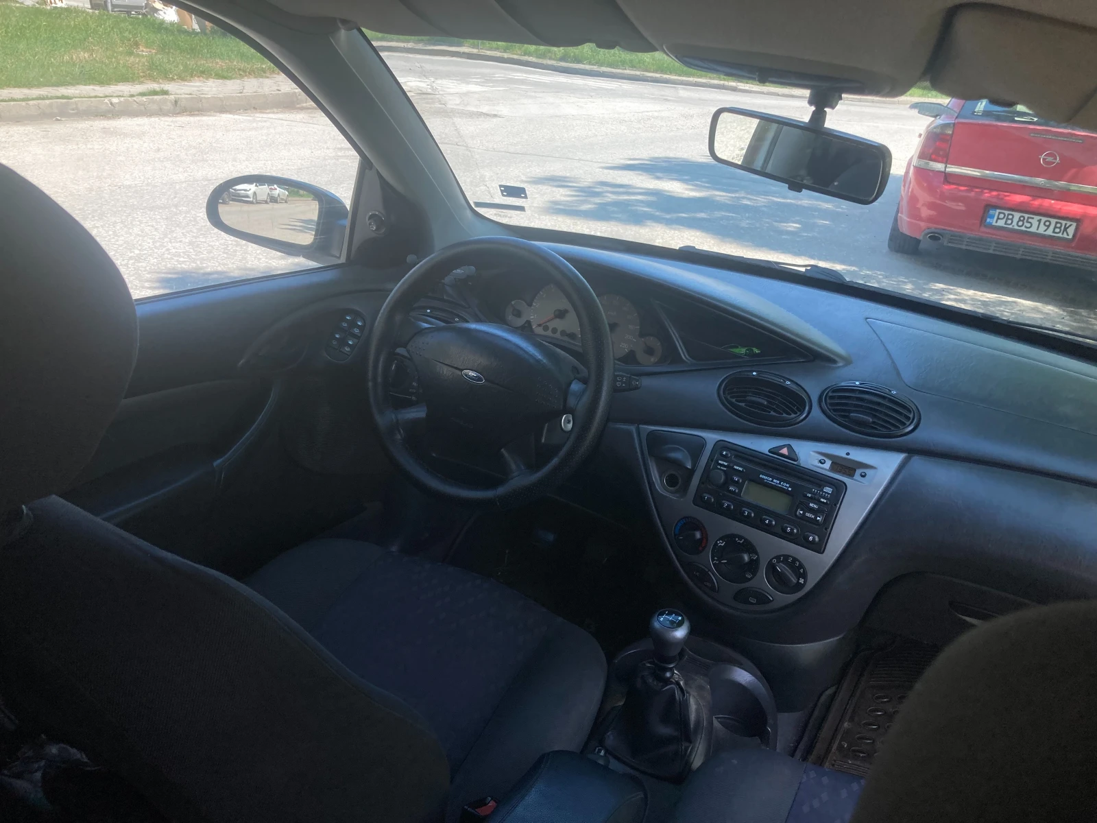 Ford Focus 1.8 TDdi, снимка 8 - Автомобили и джипове - 54495083