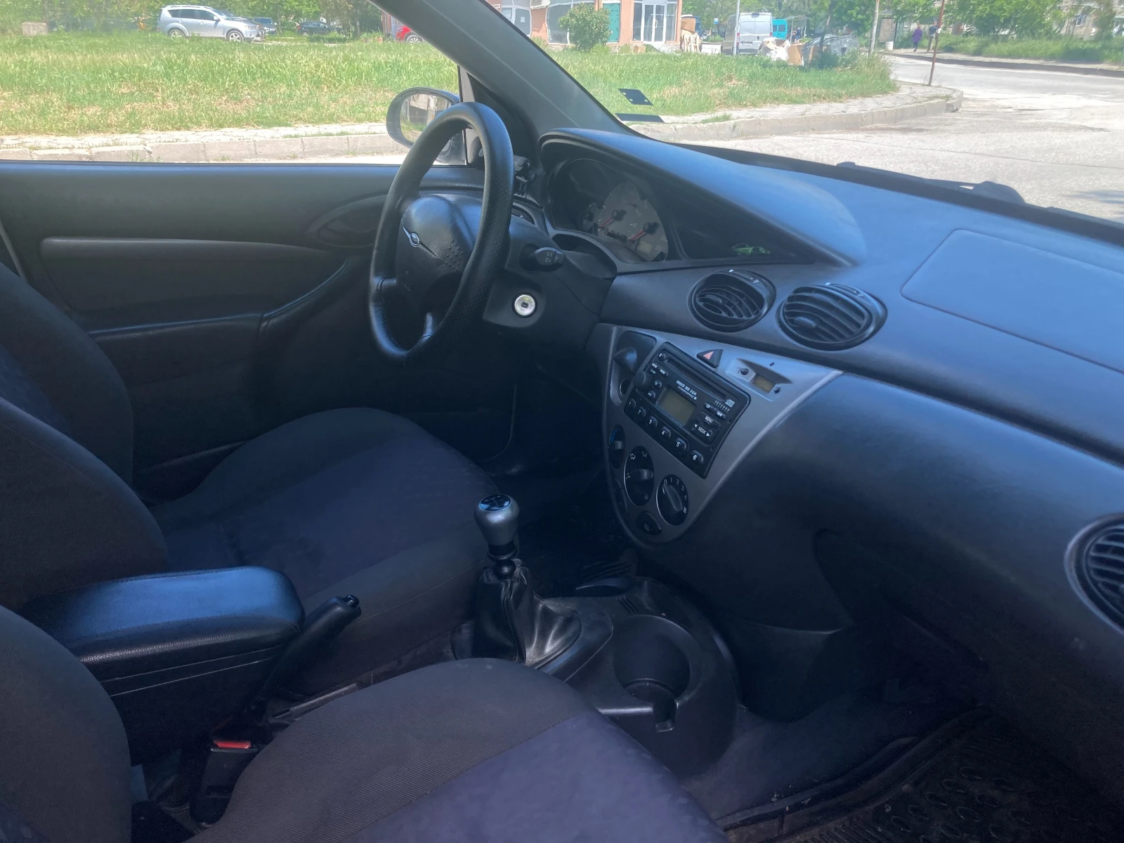 Ford Focus 1.8 TDdi, снимка 7 - Автомобили и джипове - 54495083