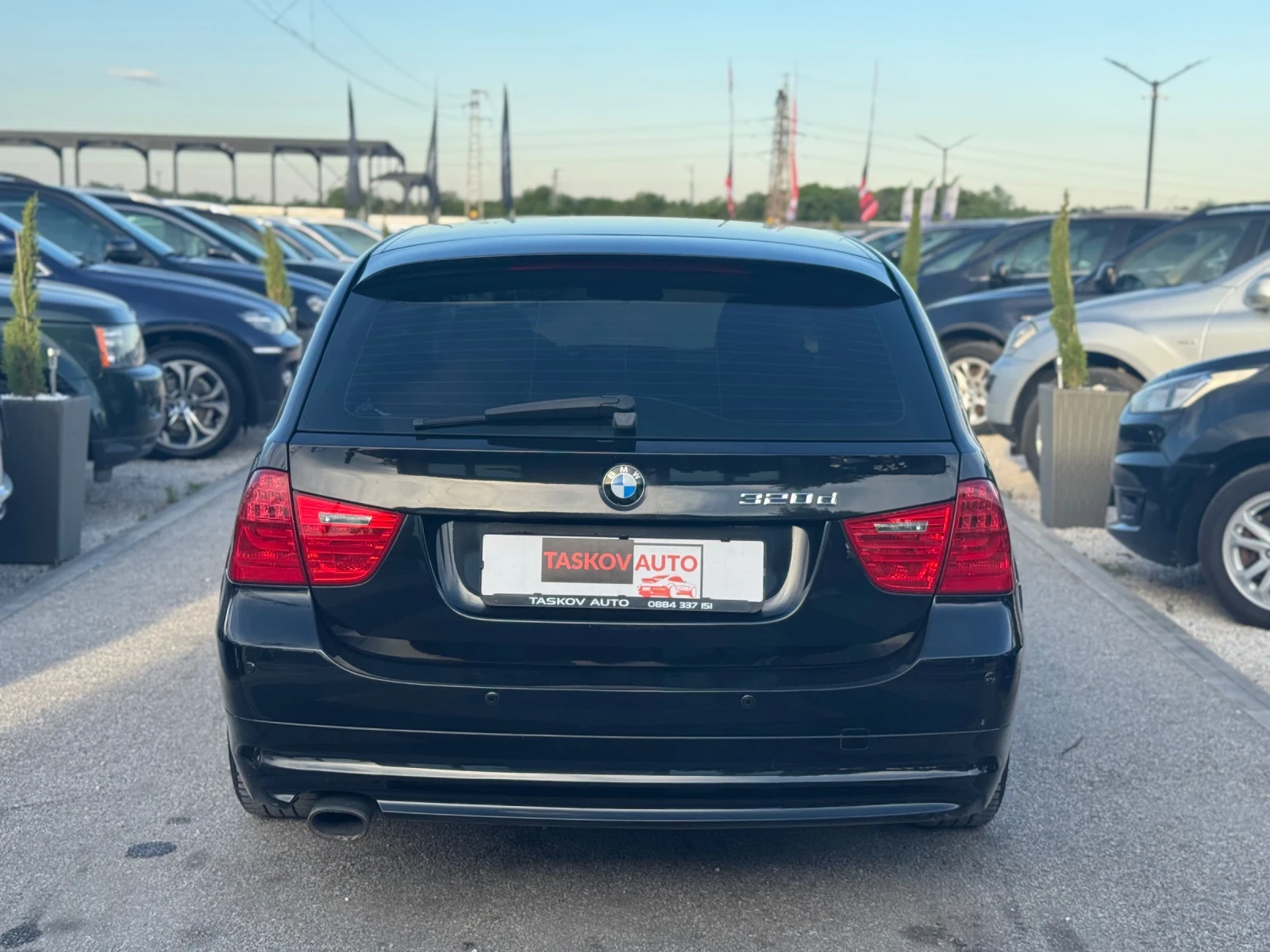 BMW 320, снимка 8 - Автомобили и джипове - 54820410