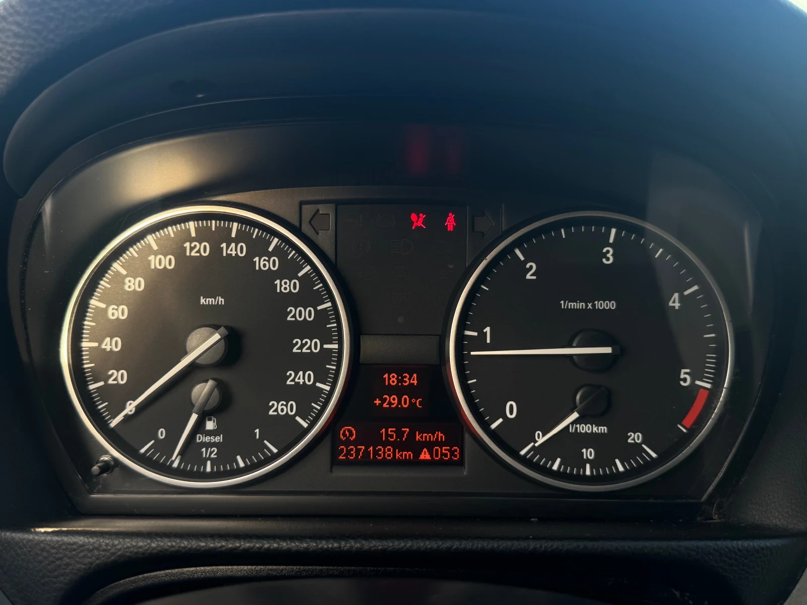 BMW 320, снимка 16 - Автомобили и джипове - 54820410