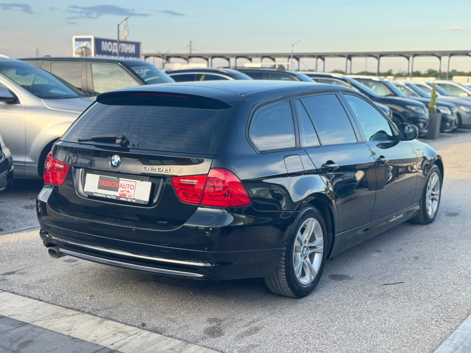 BMW 320, снимка 7 - Автомобили и джипове - 54820410