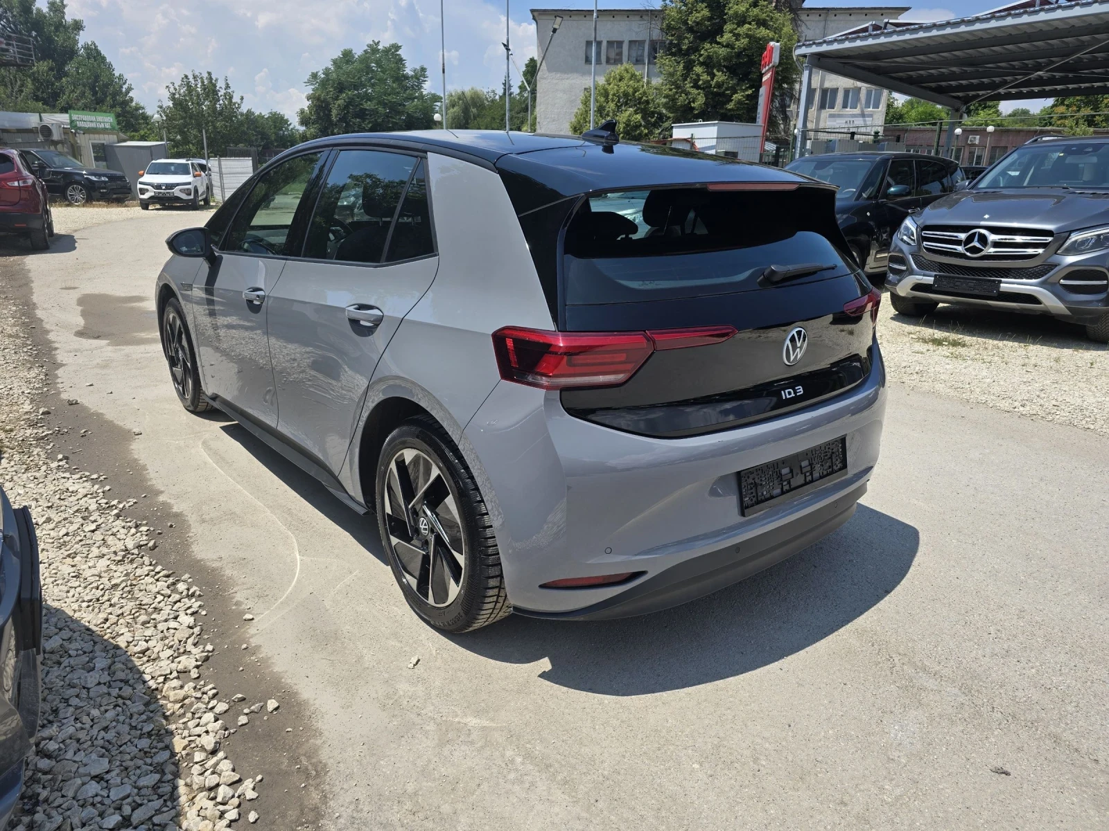 VW ID.3 PRO 150KW 62KWH 94%SOH Гаранция Лизинг, снимка 3 - Автомобили и джипове - 55010758