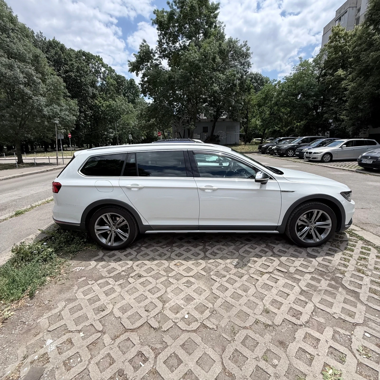 VW Passat Alltrack, снимка 4 - Автомобили и джипове - 55393188