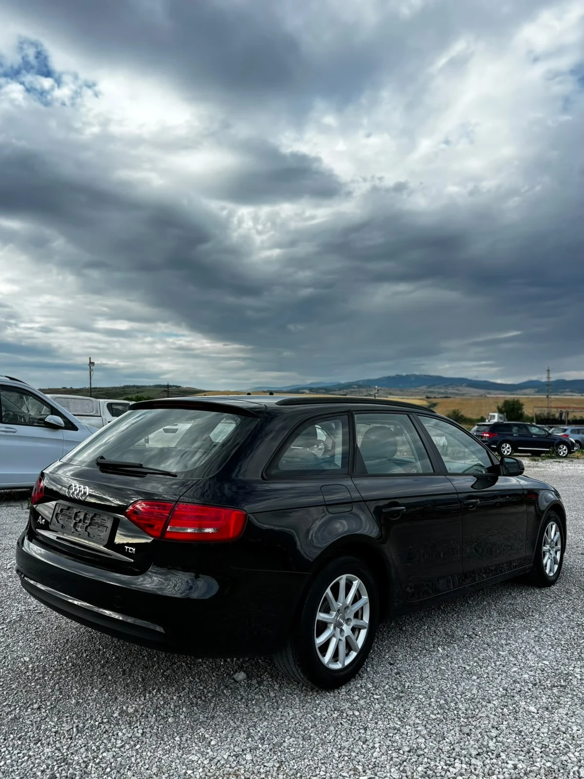 Audi A4 2.0 143, снимка 6 - Автомобили и джипове - 55581794