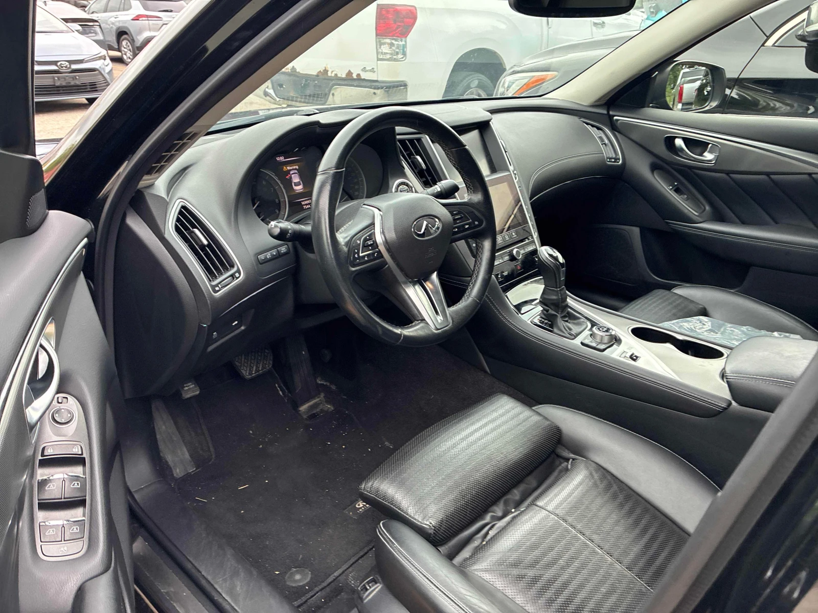 Infiniti Q50 * 3.0t * CARFAX * ОПЦИЯ ЗА ФИНАНСИРАНЕ, снимка 5 - Автомобили и джипове - 55827378