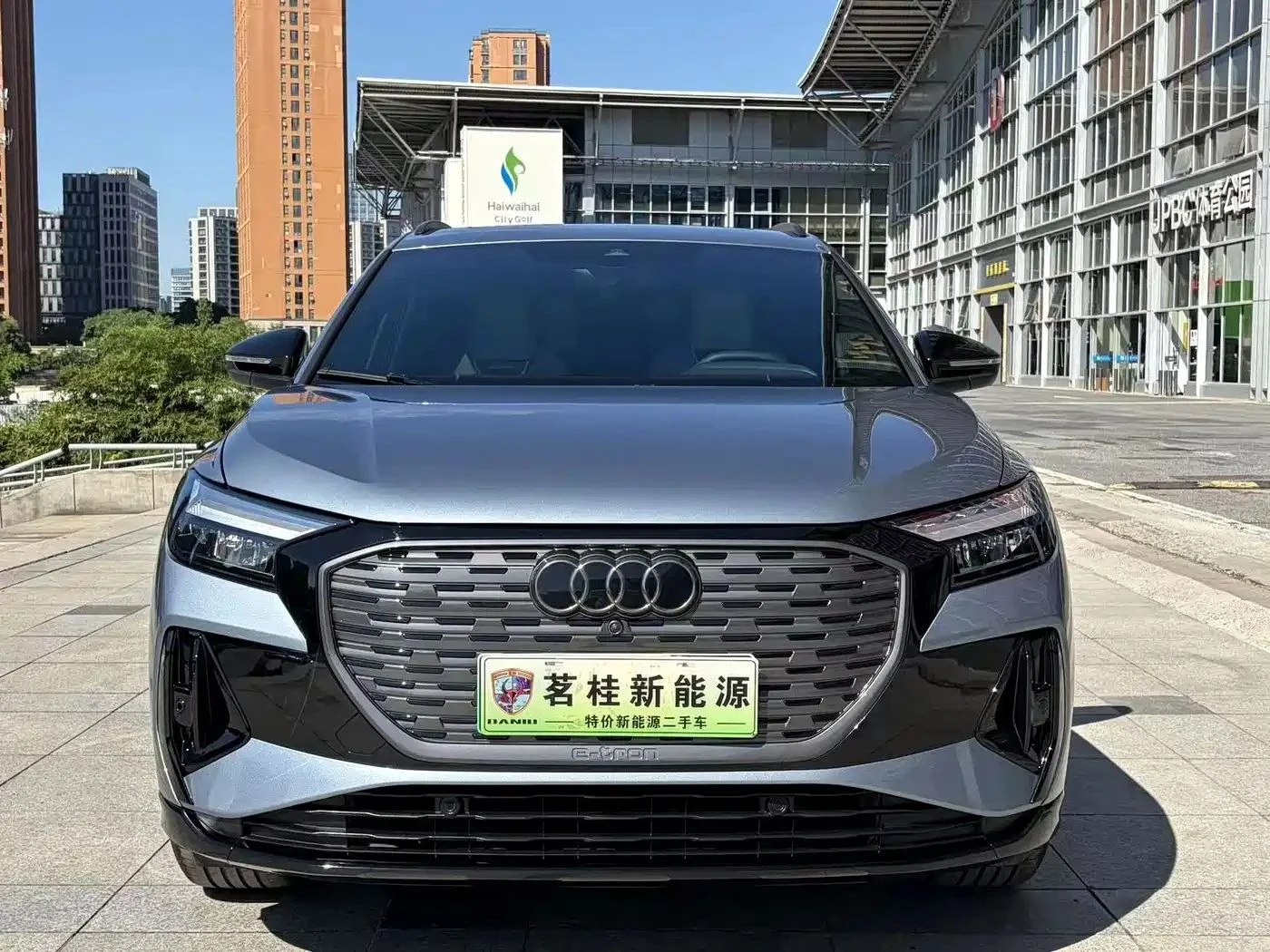 Audi E-Tron, снимка 2 - Автомобили и джипове - 56689619