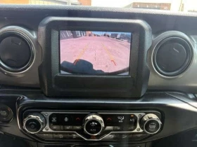 Jeep Wrangler * Sport AUTO CAMERA HEATED SEATS/STEERING CERTIFIE, снимка 13