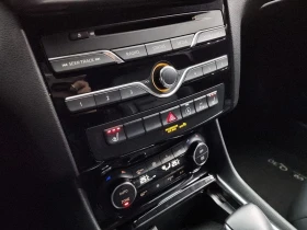Infiniti Q30 2.0 Automatic ПОДГРЕВ* КАМЕРА* ПАНОРАМА, снимка 15