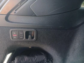 Audi Q7 55 TFSIe / S-LINE / MATRIX / PANO / HUD / 360 /, снимка 17