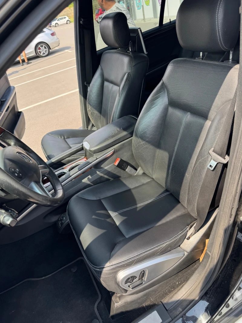 Mercedes-Benz GL 550, снимка 6 - Автомобили и джипове - 52194514