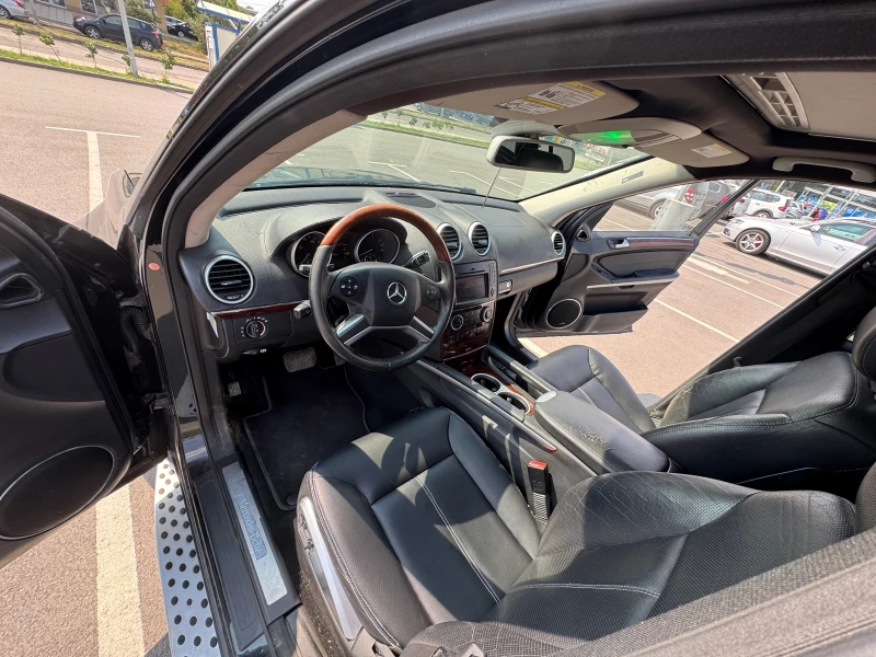 Mercedes-Benz GL 550, снимка 7 - Автомобили и джипове - 52194514