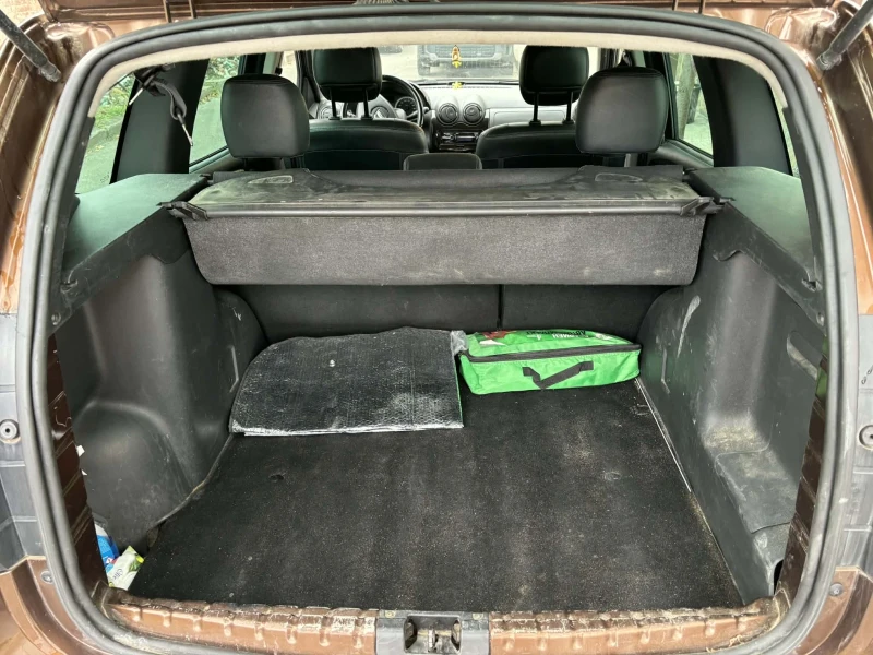 Dacia Duster 1.5dCI - ОБСЛУЖЕНА , ВСИЧКО ПЛАТЕНО , ТОП, снимка 14 - Автомобили и джипове - 52613786