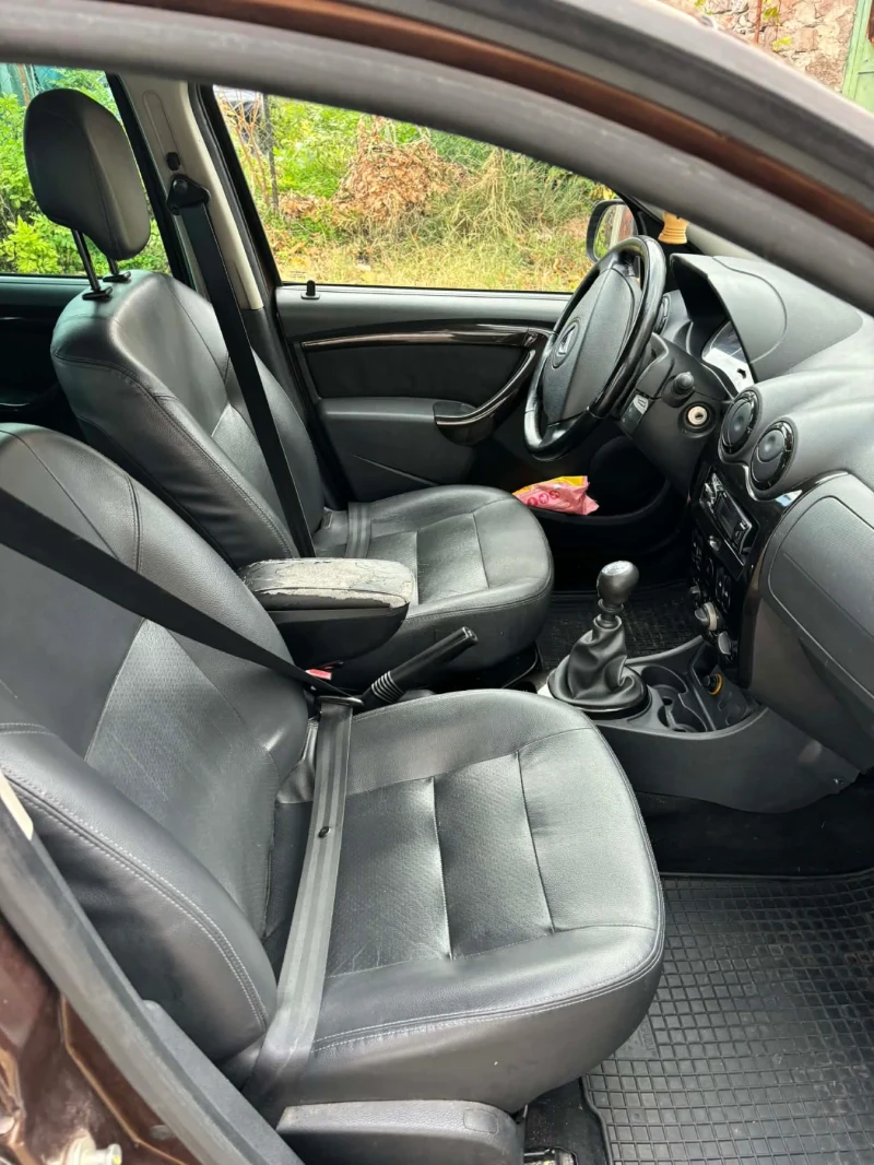 Dacia Duster 1.5dCI - ОБСЛУЖЕНА , ВСИЧКО ПЛАТЕНО , ТОП, снимка 12 - Автомобили и джипове - 52613786