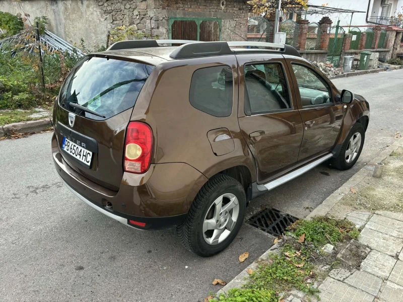 Dacia Duster 1.5dCI - ОБСЛУЖЕНА , ВСИЧКО ПЛАТЕНО , ТОП, снимка 6 - Автомобили и джипове - 52613786