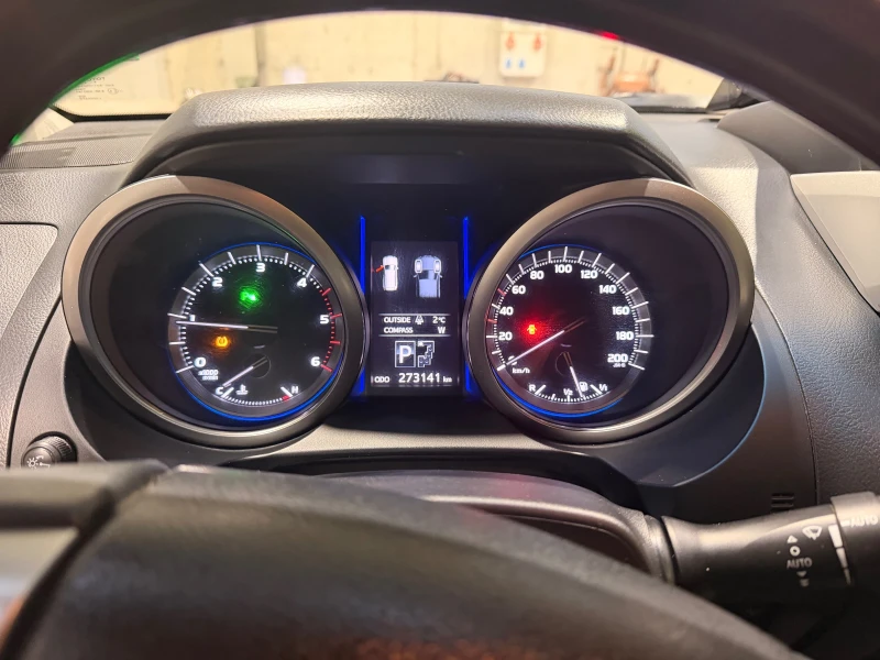 Toyota Land cruiser 150, снимка 9 - Автомобили и джипове - 52990989