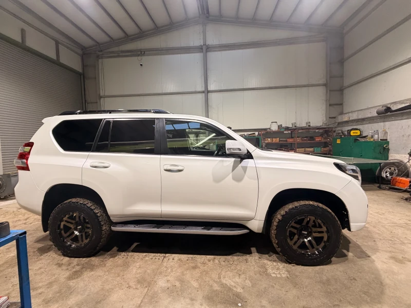 Toyota Land cruiser 150, снимка 4 - Автомобили и джипове - 52990989