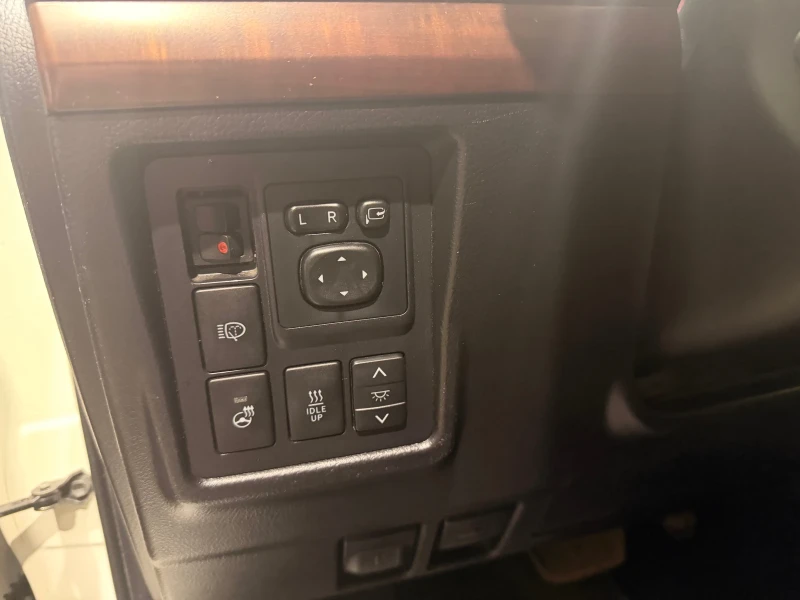 Toyota Land cruiser 150, снимка 13 - Автомобили и джипове - 52990989