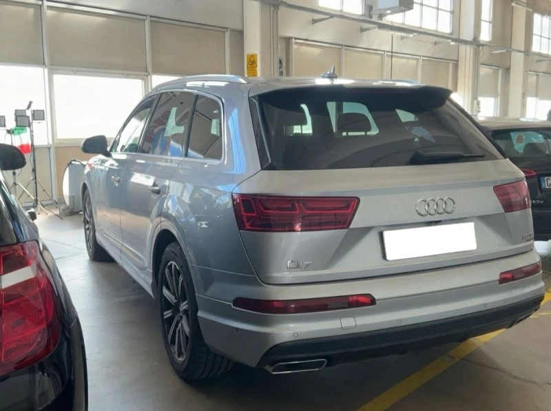 Audi Q7 50TDI S-LINE/360cam/Pano/DriveSelect/7места/Гаранц, снимка 3 - Автомобили и джипове - 53005457