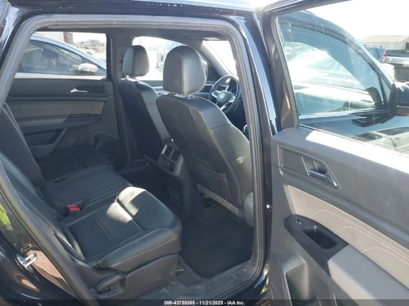 VW Atlas 2l Volkswagen Cross Sport 2.0T Se W/Technology, снимка 8 - Автомобили и джипове - 53520281