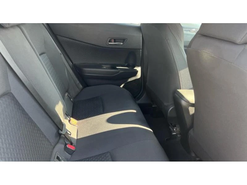 Toyota C-HR Center - изображение 7